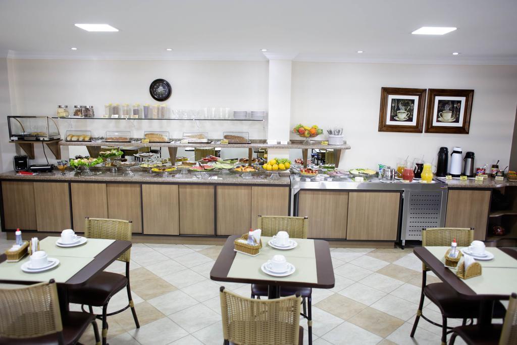 Hotel Abib Irati  Zewnętrze zdjęcie