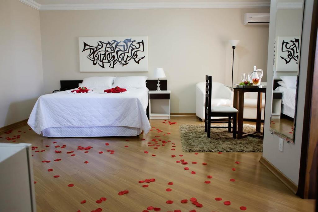Hotel Abib Irati  Zewnętrze zdjęcie